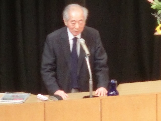 講師を選ぶ責任は重い 「静岡県市町議員研修会」_f0141310_6501461.jpg