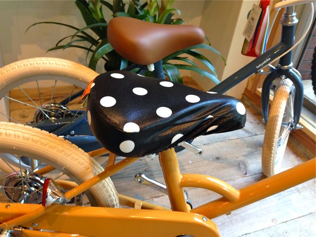 おしゃれ自転車サドルカバー「bike cap」再入荷☆おしゃれ 自転車 雑貨 女子_b0212032_21222589.jpg