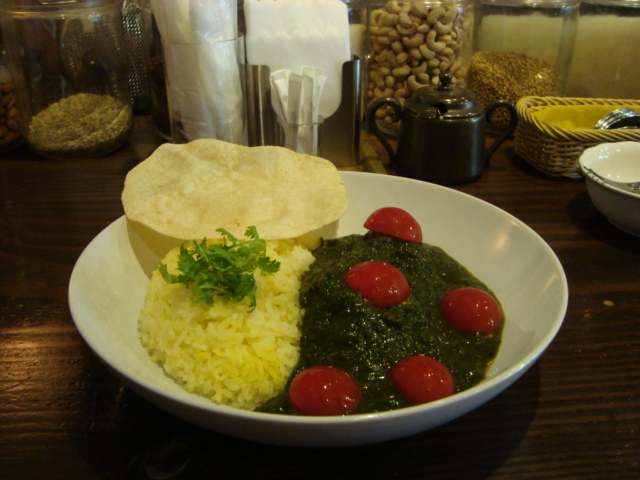 西荻窪「カフェ オーケストラ」へ行く。_f0232060_190289.jpg