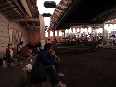 e0090501_1614106.jpg