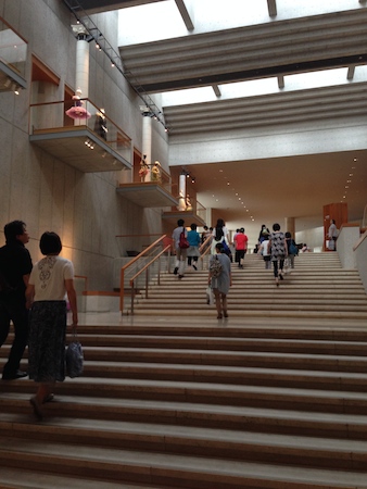 三谷幸喜演出 抜目のない未亡人 新国立劇場 Mayumin Blog