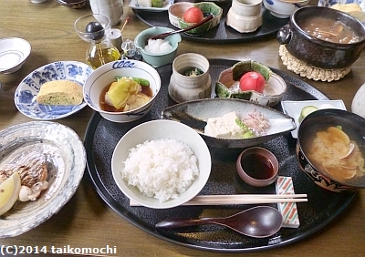 2014/08/04 「お宿うち山」二日目朝食など_c0156212_15463580.jpg