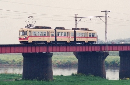 筑豊電気鉄道 遠賀川橋梁_e0030537_2231243.jpg