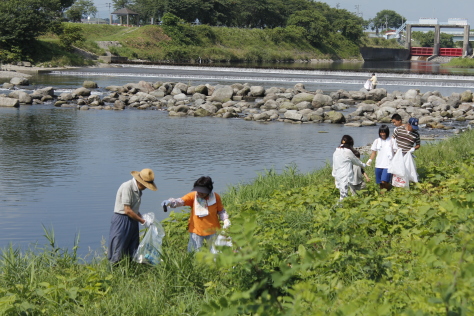 みんなの手で川をきれいに　～奥入瀬川クリーン作戦～_f0237658_11150300.jpg