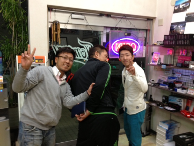 8月5日火曜日 山本が送ります♪TOMMYの1日 ヾ(*´▽`*)ノ ランクル アルファード ハマー_b0127002_17162077.jpg
