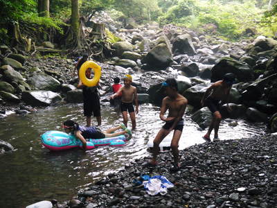 株式会社　旬援隊　川で山で野で畑で！夏休み小旅行！ママ友ご一行様ご来社!! 2014年_a0254656_16422714.jpg