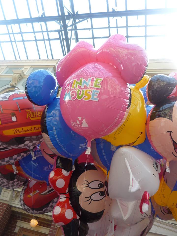 お誕生日は　Magic Kingdom 魔法の国　東京ディズニーランド (Tokyo Disneyland)へⅠ♪•*¨*•.¸¸♪♡✝_a0053662_2329622.jpg