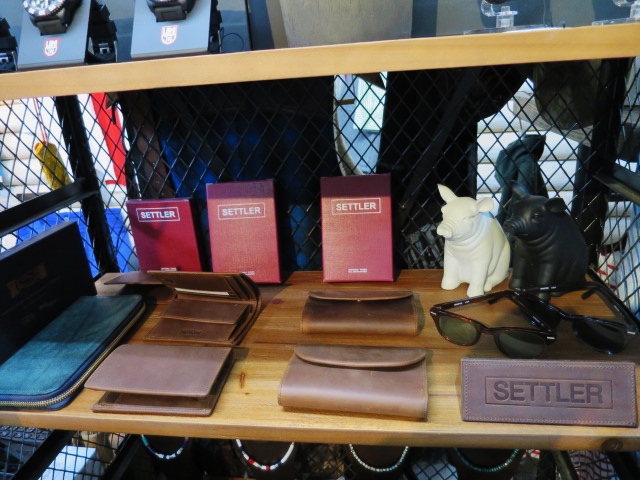 FERNAND LEATHER (別注KELLY POUCH) & NICKS Boots！♪！ (訂正版)_d0152280_1422118.jpg