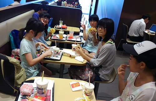 d0238083_23155961.png