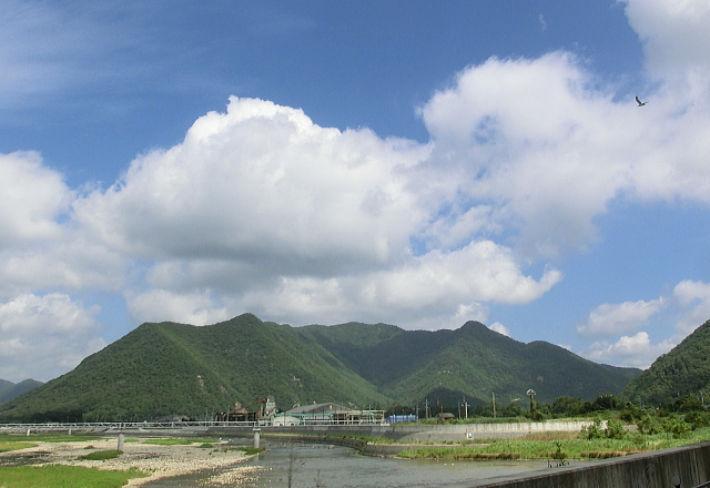 f0248120_1640664.jpg