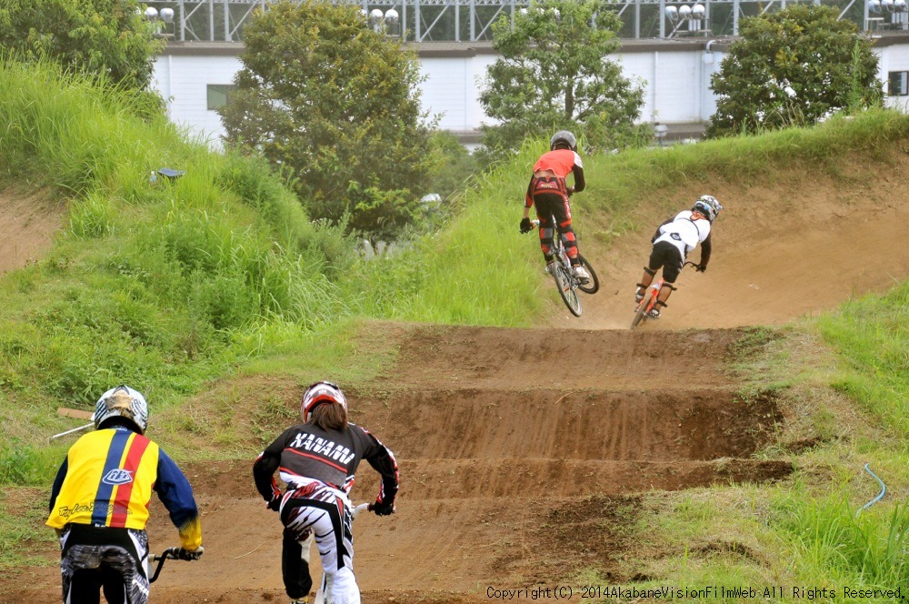  ２０１４JOSF緑山８月定期戦VOL9：BMX１４オーバー決勝　動画あり_b0065730_20321737.jpg