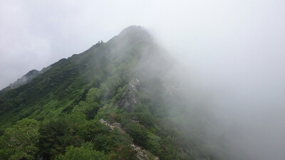 中央アルプス♪　千畳敷～宝剣岳~空木岳～池山尾根下山（1泊2日）_b0148050_833562.jpg