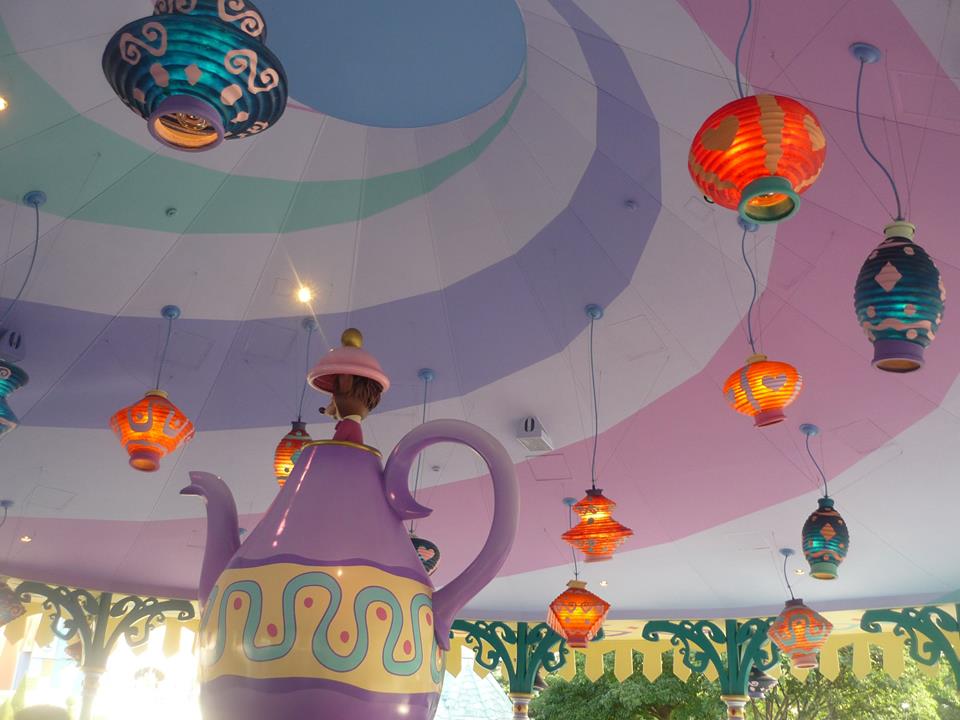 お誕生日は　Magic Kingdom 魔法の国　東京ディズニーランド (Tokyo Disneyland)へⅠ♪•*¨*•.¸¸♪♡✝_a0053662_022020.jpg