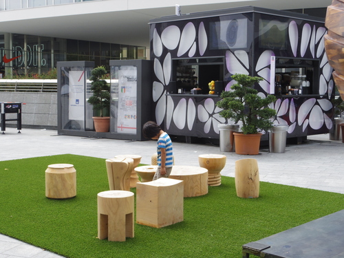 e0123104_751379.jpg