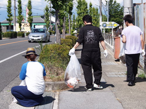 地域清掃はじめました_b0242734_23352717.jpg