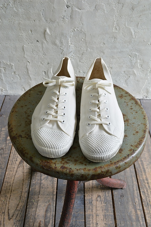 U.K. army white canvas sneaker dead stock_f0226051_15534097.jpg