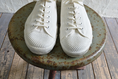 U.K. army white canvas sneaker dead stock_f0226051_15544120.jpg