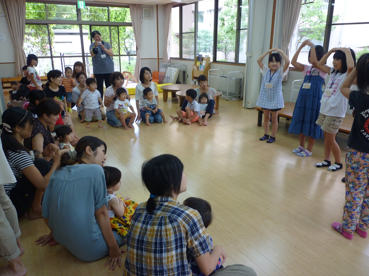 8月5日（火）　10：30～11：30「新林児童館の小学生・先生と一緒に遊ぼう」_f0223705_1443963.jpg