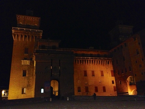 e0205172_2243217.jpg