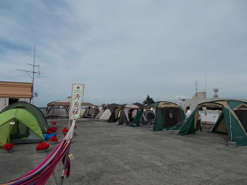 白石店屋上　テント展示会　開催中