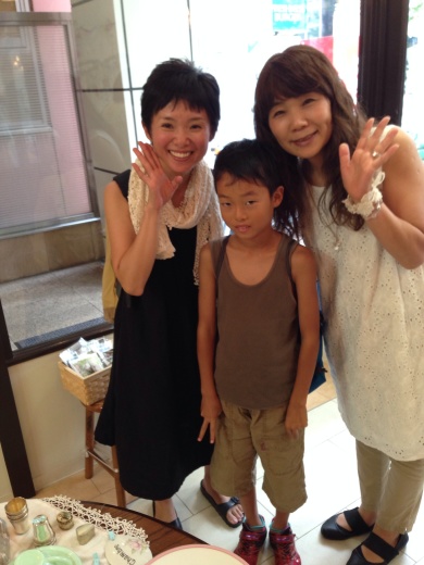 レア　アンティーク　キッチンパネル　毛塚千代　さん 毛塚千代さん。 : よこりと元気