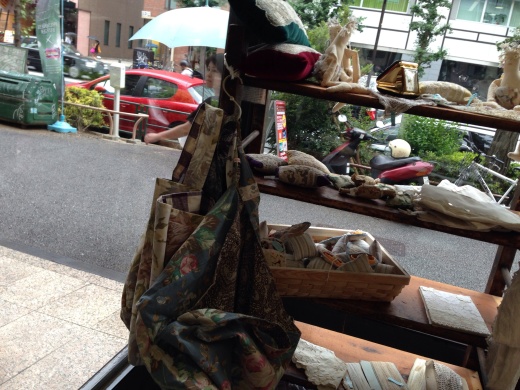 レア　アンティーク　キッチンパネル　毛塚千代　さん 毛塚千代さん。 : よこりと元気