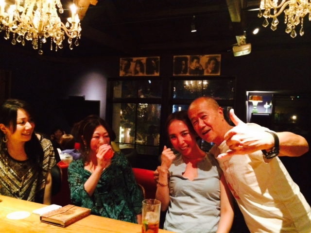 食べてたっぷり。水分たっぷり。_a0050302_1402193.jpg