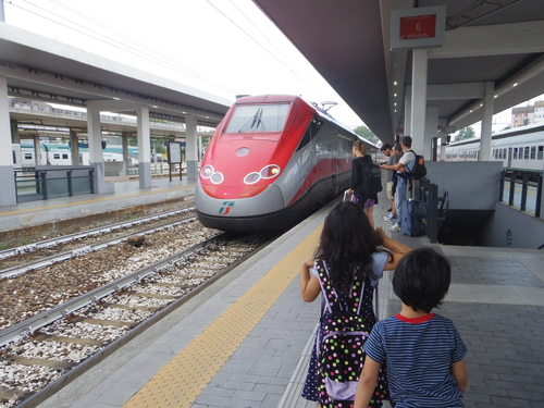イタリアへの旅その2―ミラノドォーモ、高速列車プレミアムクラスでフィレンツェへ_e0123104_7195692.jpg