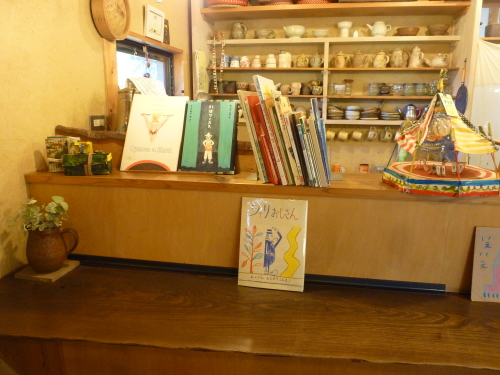 田園の中の一軒家カフェ＆パン屋さん・樸木（あらき）、奈良県安堵町にて_f0337357_23511372.jpg
