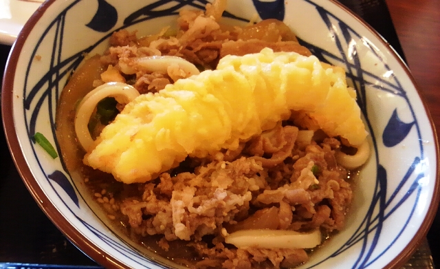 丸亀製麺　楽食人「肉盛りうどん」を食す　武井壮になるか？？？　津市藤方_d0258976_229151.jpg