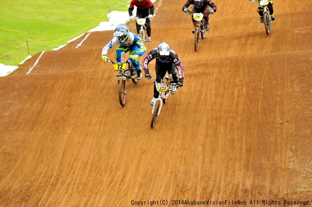 2014JBMXFシリーズ 第３戦 in上越金谷山VOL2：マスターズ決勝　動画あり_b0065730_9254929.jpg