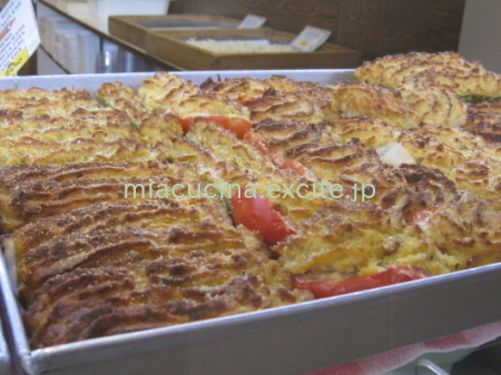 イタリア食旅行記⑧ ポルトフィーノで白ワイン_b0107003_10335699.jpg