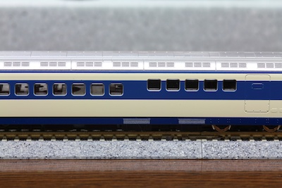 鉄道模型］KATO：0系2000番台＜東海道新幹線開業50周年記念＞4両