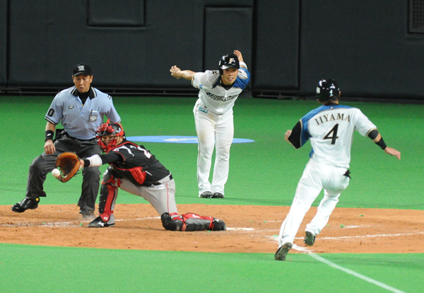 【ロッテ戦】斎藤佑樹の行く末と３連勝【40戦目】ビンゴ_e0126914_1221810.jpg