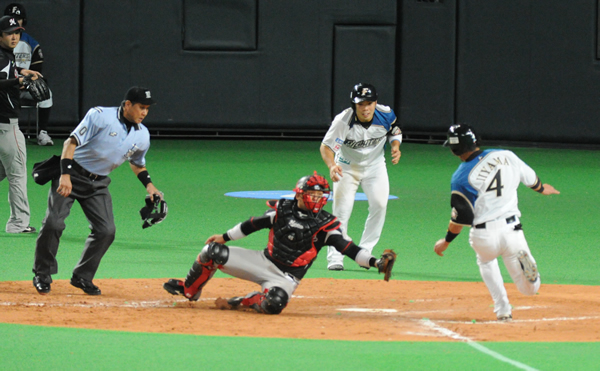 【ロッテ戦】斎藤佑樹の行く末と３連勝【40戦目】ビンゴ_e0126914_1223647.jpg