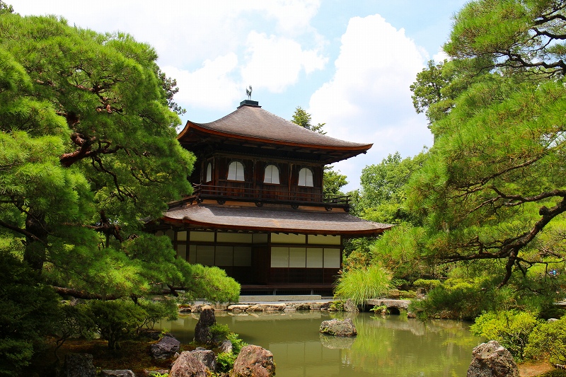 室町時代の東山文化の象徴 銀閣寺 ヒストリカル シェア 京都中心の四季 歴史 祭 室町時代の東山文化の象徴 銀閣寺 ヒストリカル シェア 京都中心の四季 歴史 祭