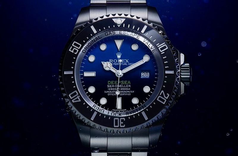 116660 \"NEW BLUE DIAL\"が出品中・・_e0181908_1547024.jpg