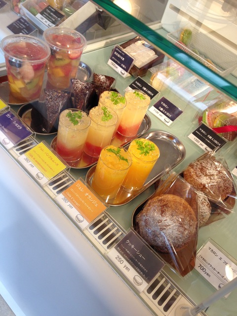 西荻窪のmacaron et chocolat_e0246127_18485747.jpg