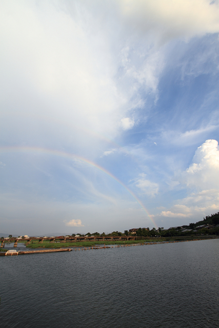 嵯峨野・晩夏 －虹の渡月橋－_b0169330_2215139.jpg