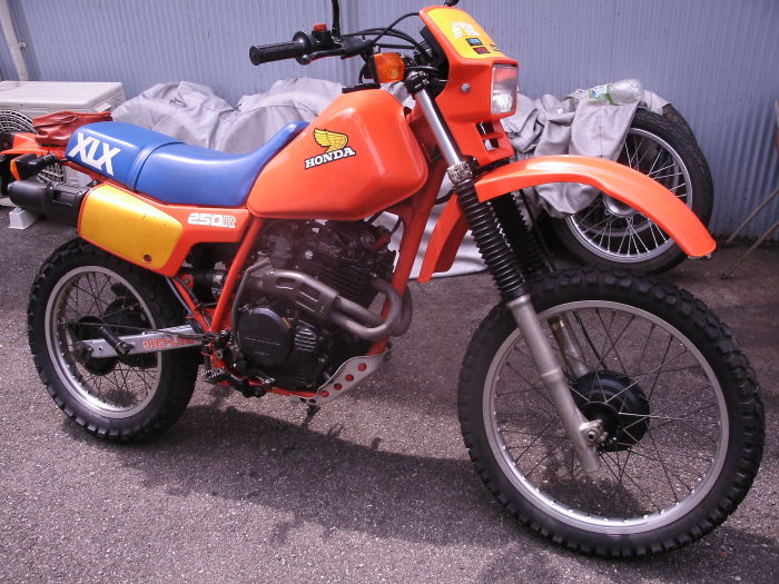 XLX250Rとかお盆とか・・ : LAUGH parts unlimited