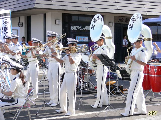 北海道警察音楽隊演奏♪_f0166871_9223178.jpg