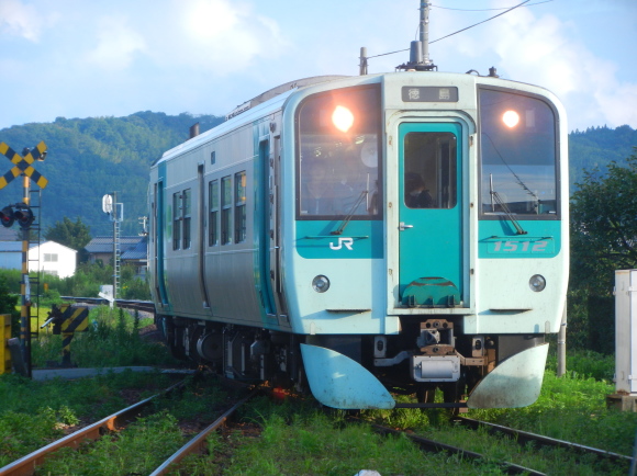 牟岐線の列車_d0224990_21274474.jpg