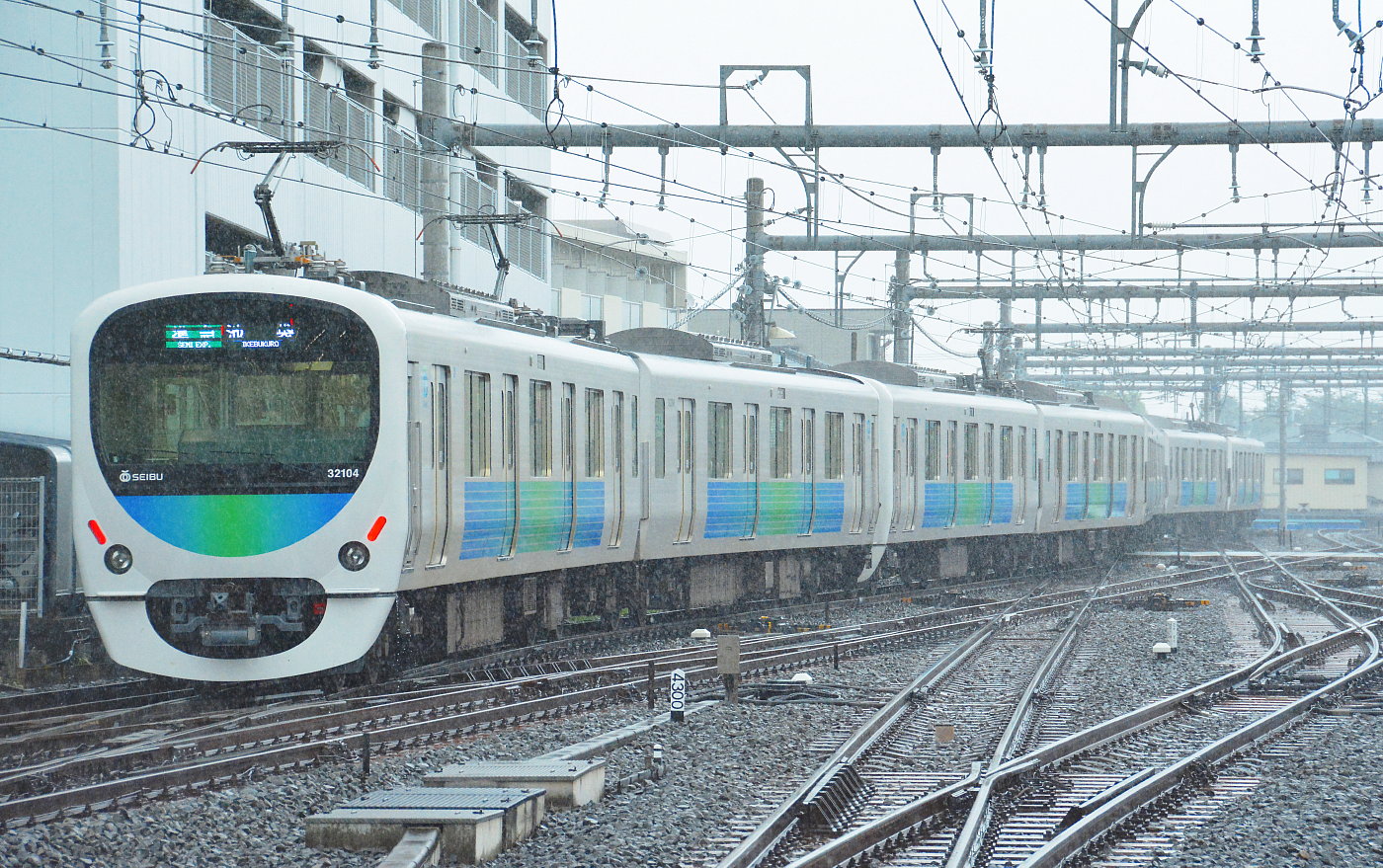 西武の車両（3） 30000系 : 団塊鉄ちゃん気紛れ撮影記