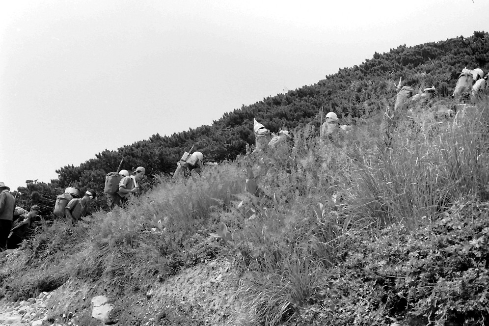 　　夏山登山_b0093754_16534643.jpg