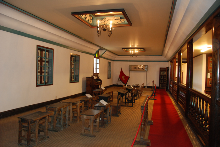 旧開智学校_e0171573_18312013.jpg
