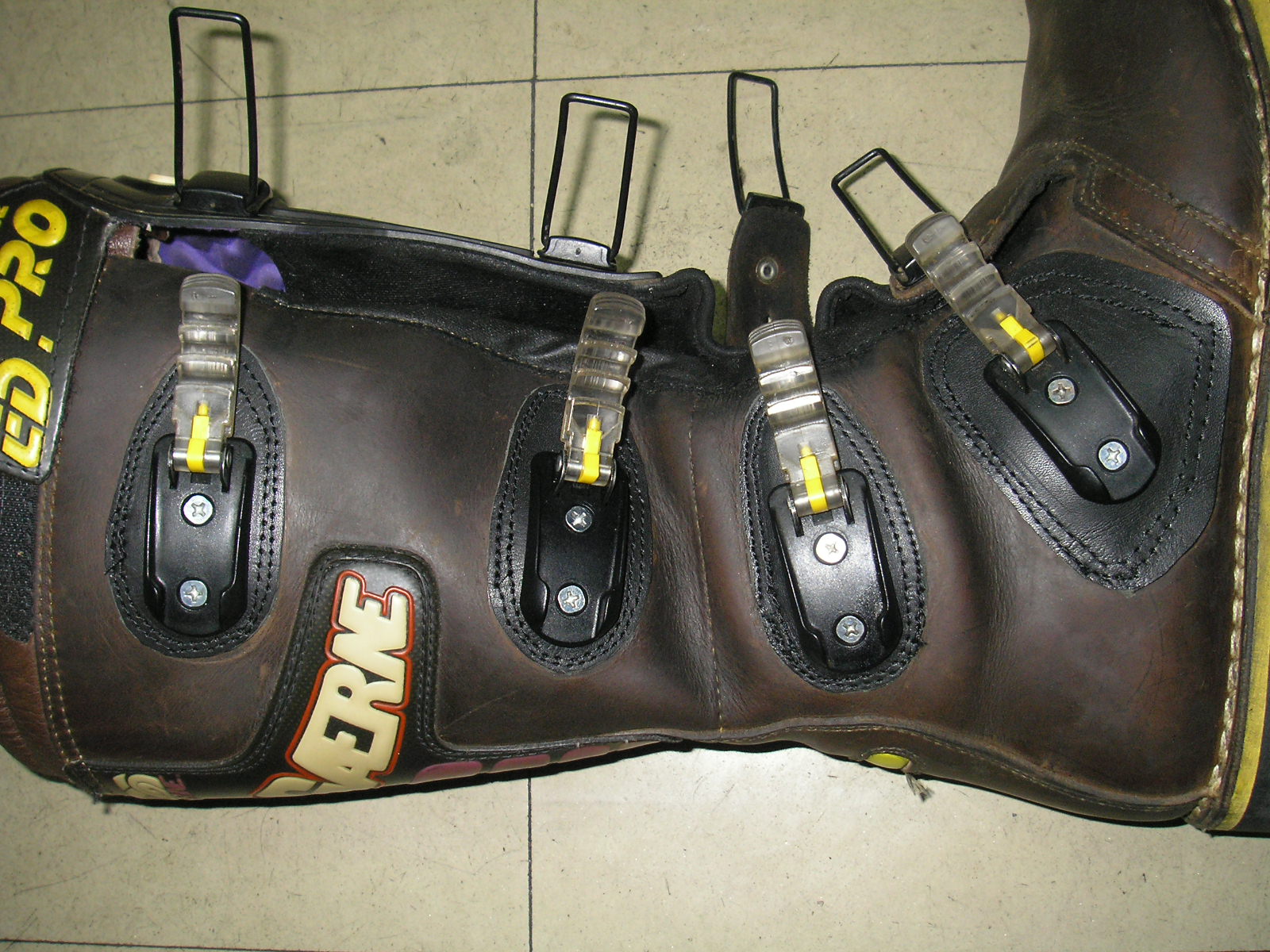 GAERNE ブーツの修理_e0218639_10272028.jpg