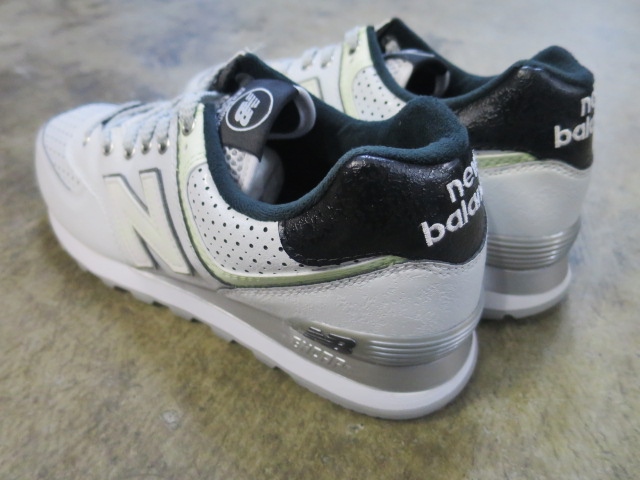 USA Limited 574 ・・・ MOON Pack Limited WHITE PUNTING 稀少!★?_d0152280_19313135.jpg