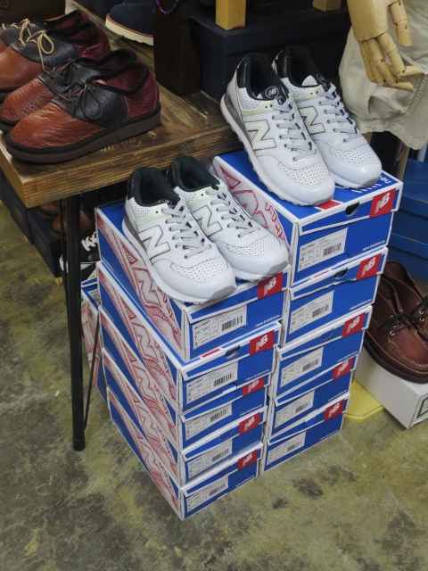 USA Limited 574 ・・・ MOON Pack Limited　WHITE PUNTING　稀少！★？_d0152280_1933516.jpg