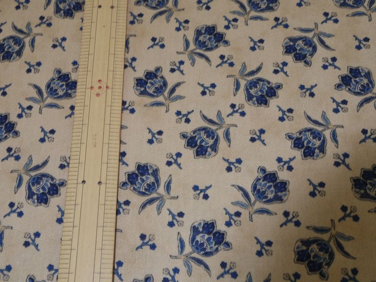 モダの布入荷しました。その1_d0156706_1838632.jpg