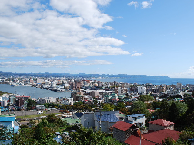 函館区立病院外来診療棟(建築家・関根要太郎函館作品再訪、その2)_f0142606_1139192.jpg